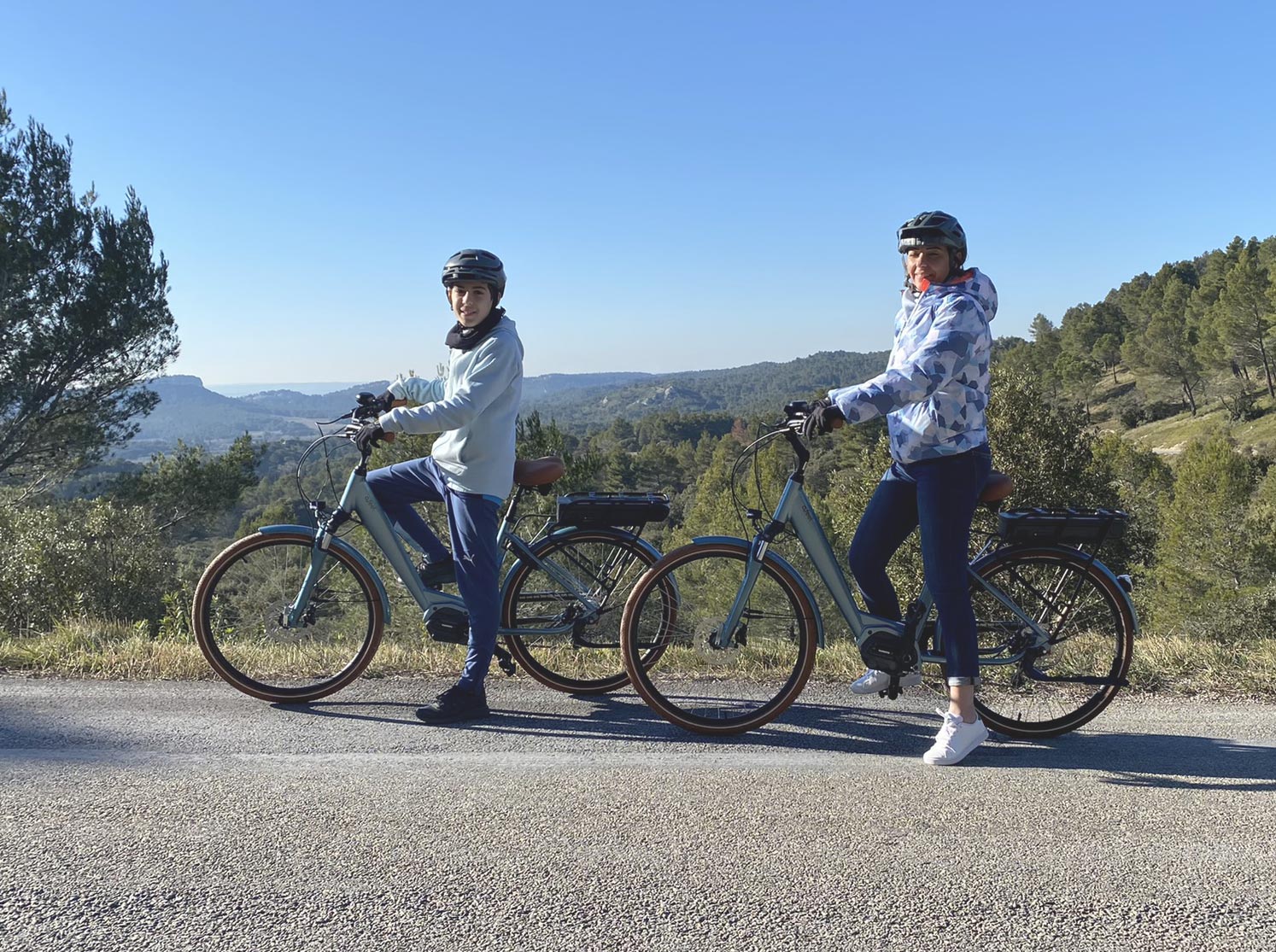 location vélos électriques paradou maussane-les-alpilles